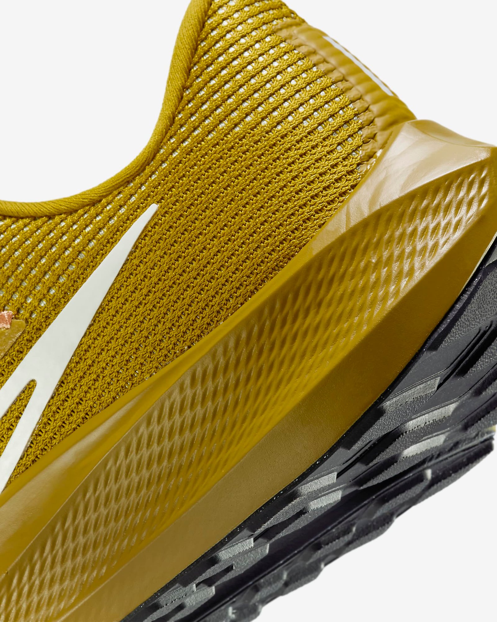 pegasus-40-mens-road-running-shoes-zD8H1c_10