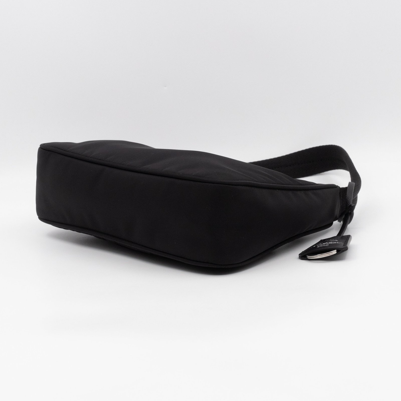 QS08369_10