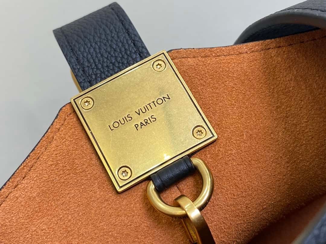 48d02becbbd8cc3195537313ce85d3bb45aaad20