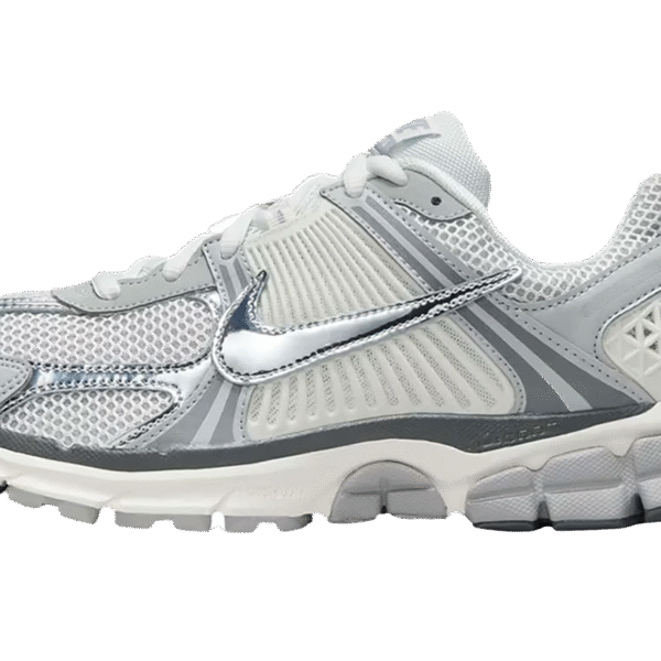 Zoom Vomero 5 "Metallic Silver"