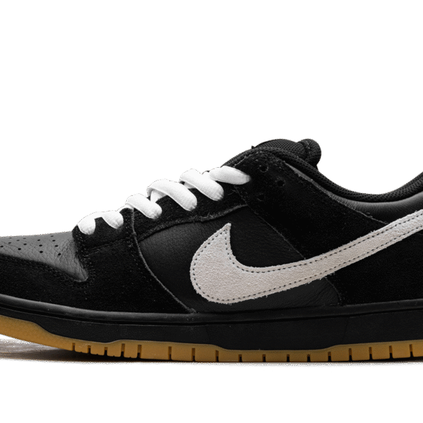 Dunk Low Pro SB "Black White Gum"