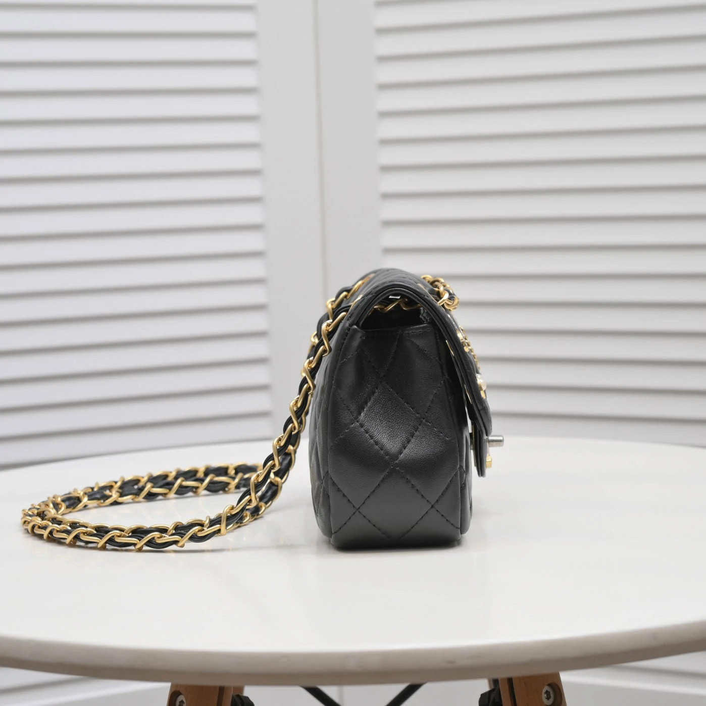 i5341d00fe3d305abcb4a7ff83e9973b0