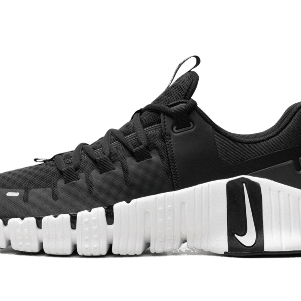 Free Metcon 5 "Black / White"