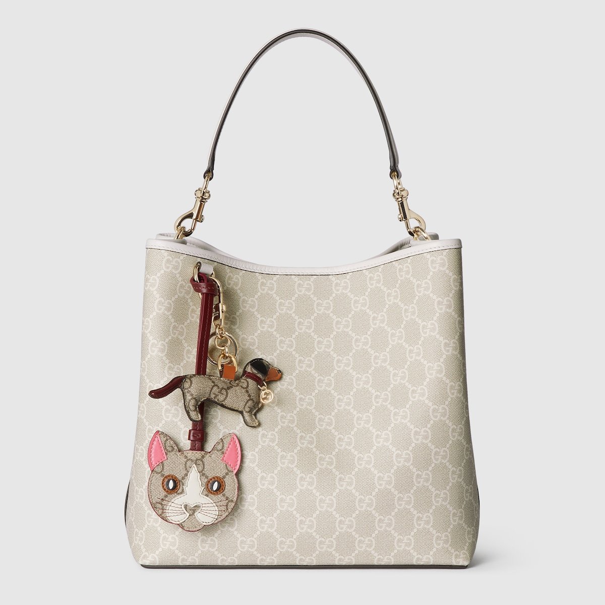 815103_FAD6L_9641_008_093_0000_Light-GG-Emblem-small-shoulder-bag