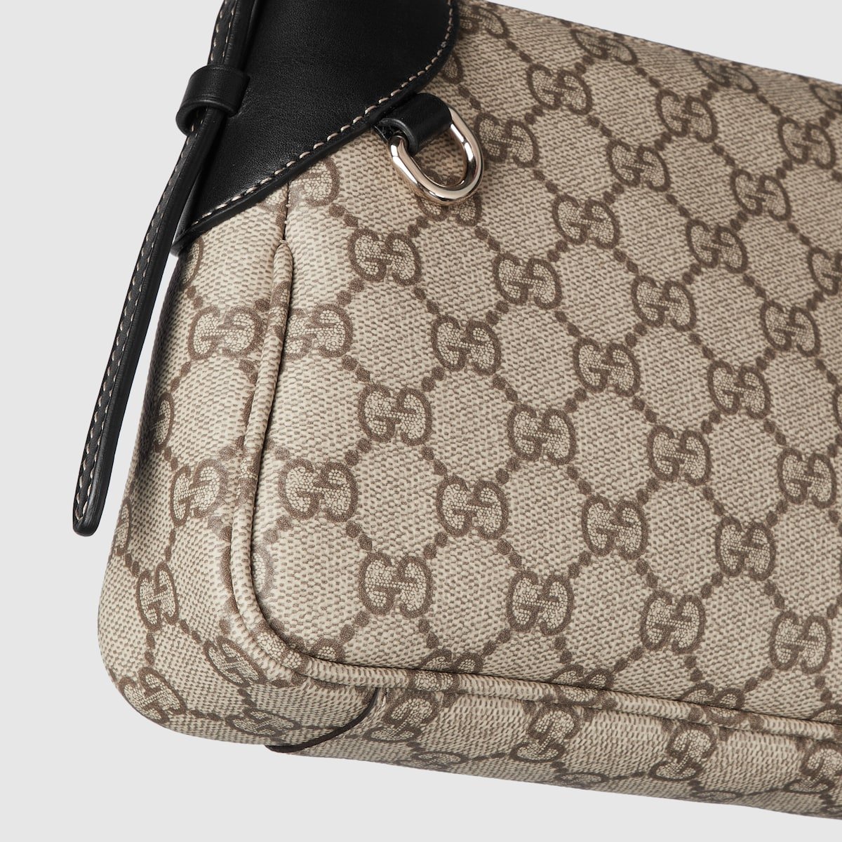 815218_FAEAA_9765_015_079_0000_Light-GG-Emblem-small-shoulder-bag