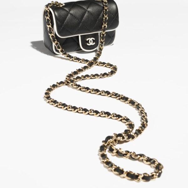 Spring-Summer 2025 Pre-collection