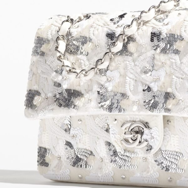 Classic 11.12 Handbag