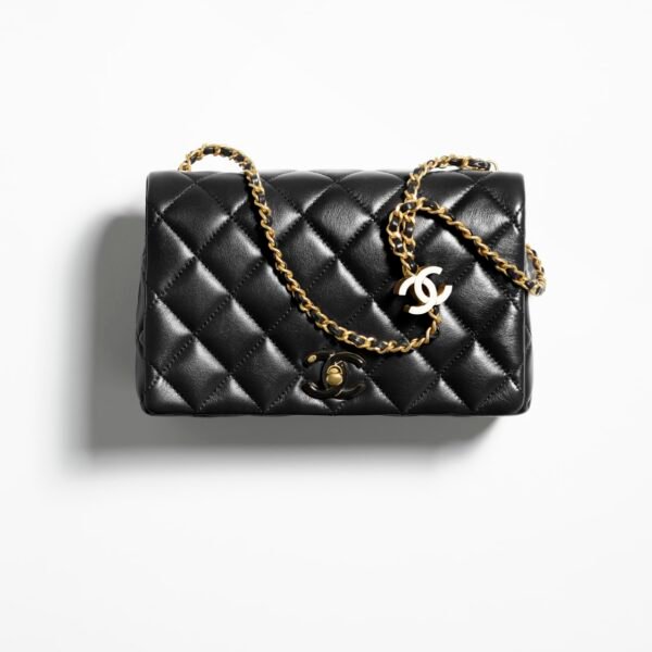 CHANEL SMALL FLAP BAG