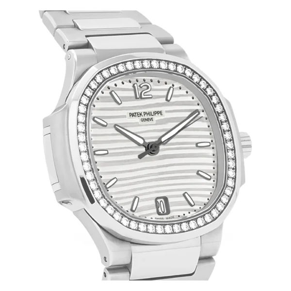 Patek Philippe Nautilus 7118/1200A “Diamond Bezel” Mirror Clone Quality