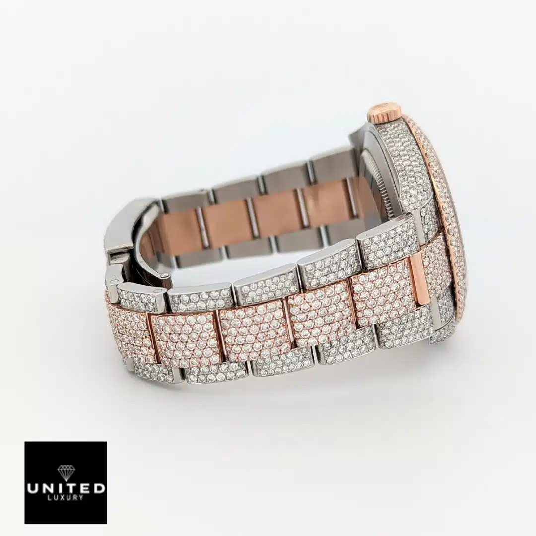 Rolex Datejust 126303 "Two-Tone Iced Out" Premium Duplicate Edition Yeni Proje 19 Rolex Datejust 126303 Replica two-tone Oyster watch with a fully iced-out design