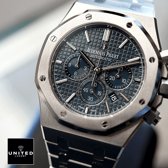 audemarspiguet-royaloak-26320ST.OO_.1220ST.03-replica-right