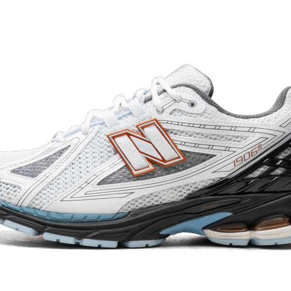 1906R "White Black Copper"