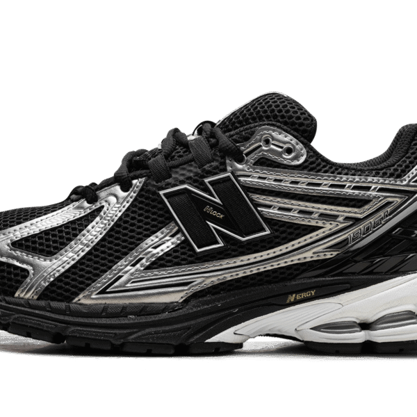 1906R "Black Grey White"