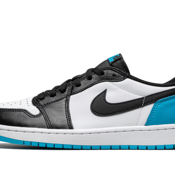 Air Jordan 1 Low OG "UNC"