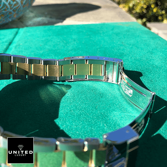 Rolex Submariner 16613 "Serti Two-Tone" Top Grade Clone 1:1 rolex submariner 16613 replica folding Rolex Submariner 16613 Two Tone Stainless Steel Gold Diamond Replica on the table