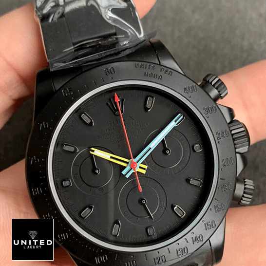 Rolex Cosmograph Daytona 116520 "Blaken" True to Original Copy Rolex Blaken Daytona Date Black Dial & Bezel 116520 Replica on his hands
