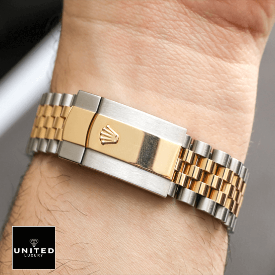 Rolex Datejust 126333 Mother Of Pearl Diamond Dial Ultra Fine Replica rolex datejust 126333 yellow gold steel automatic mother pearl diamond dial jubilee replica back unitedluxurynet 1 Rolex Datejust 126333 Yellow Gold Jubilee Replica stainless steel clasp